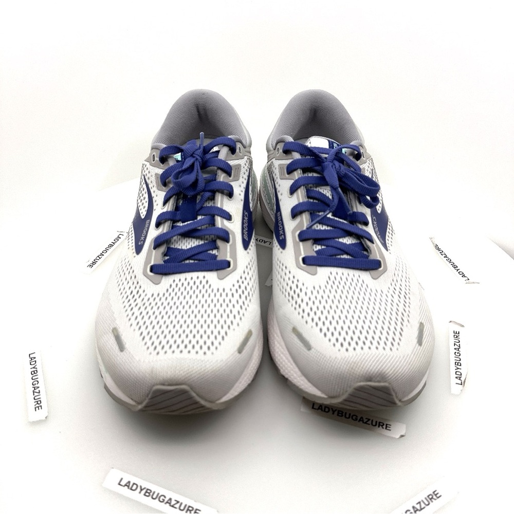 Like New Brooks Men’s Adrenaline GTS 22 Light Grey & Blue Athletic Shoes S12 EW